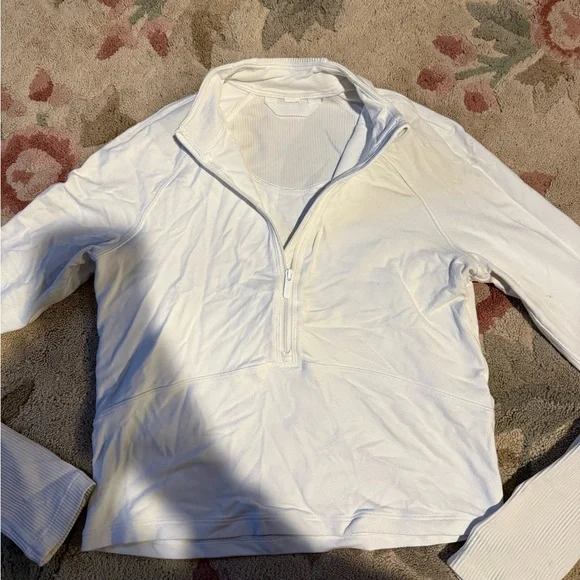 Lululemon quarter zip cropped pullover - Picture 2 of 3